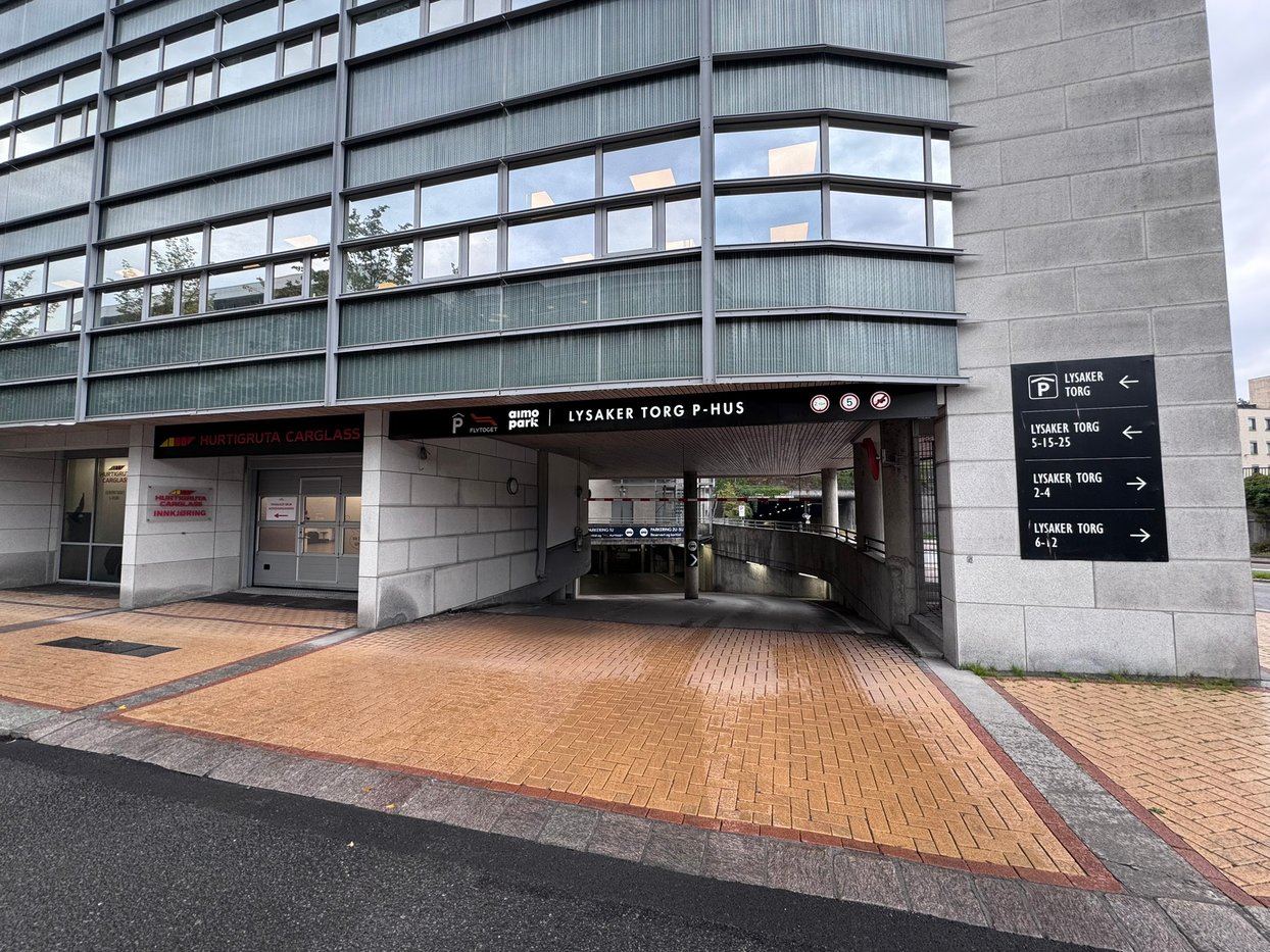 Lysaker Torg P-hus